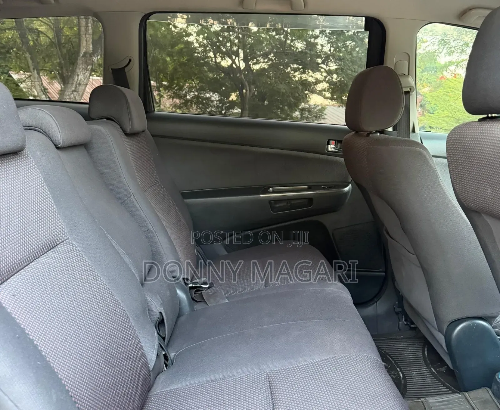 Toyota Wish 2005 Silver