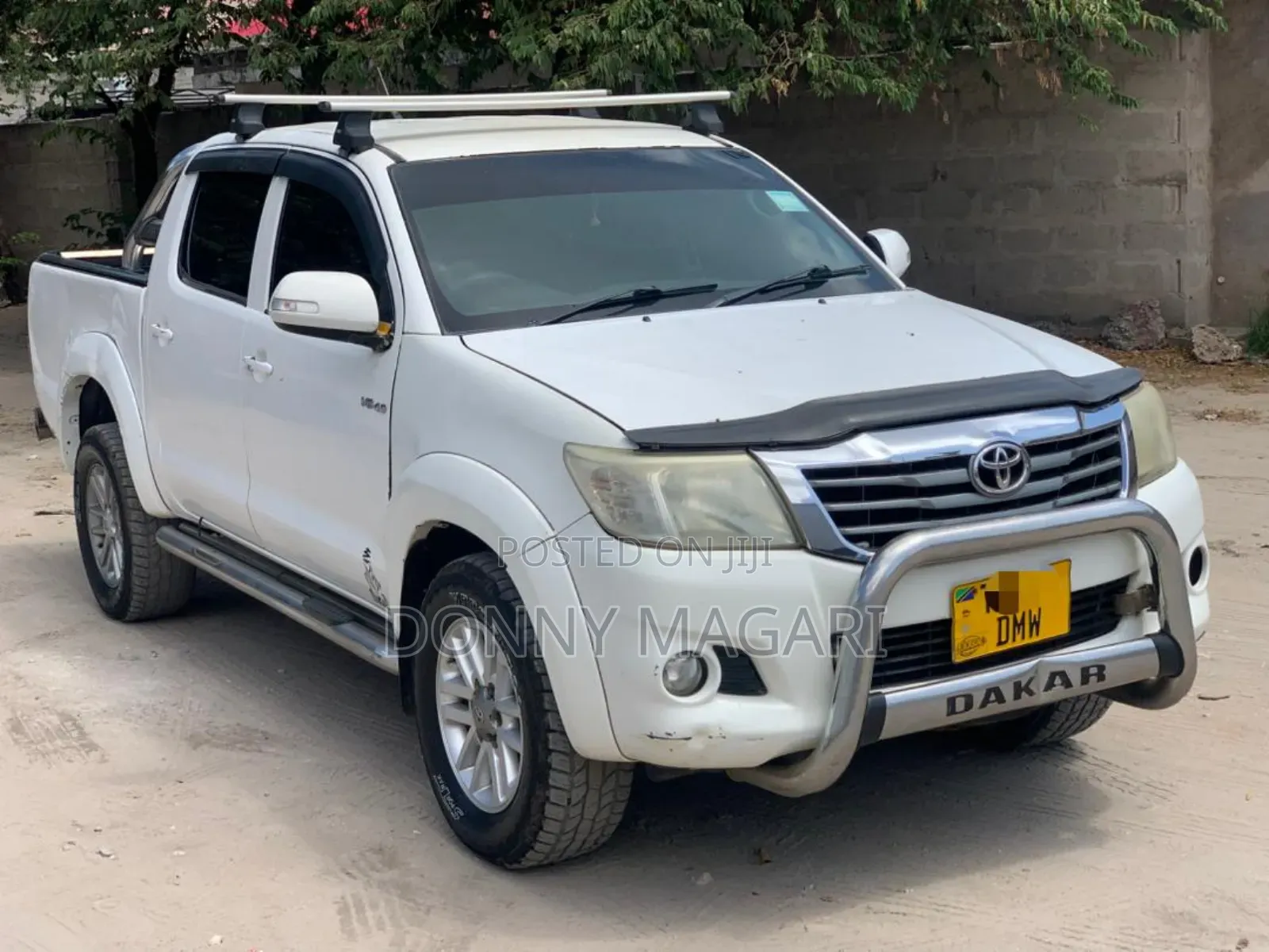 Toyota Hilux 2020 White