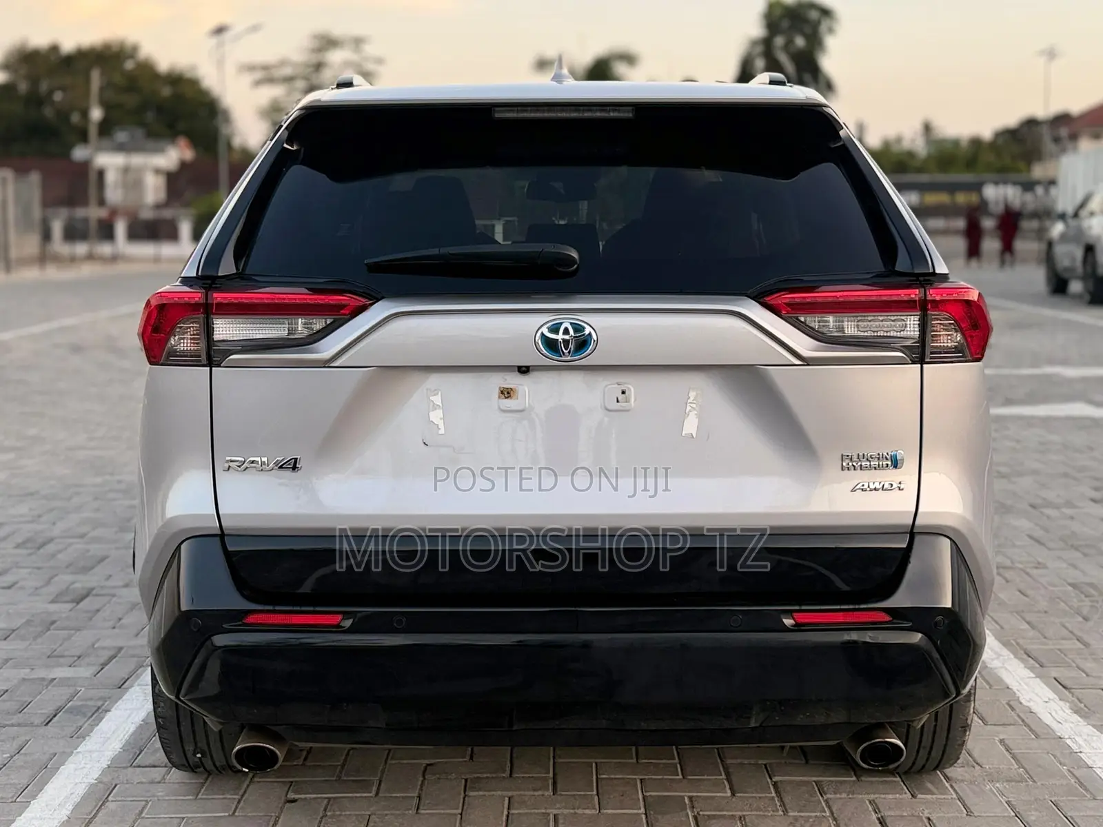 Toyota RAV4 Plug-In Hybrid SE AWD 2025 Gray