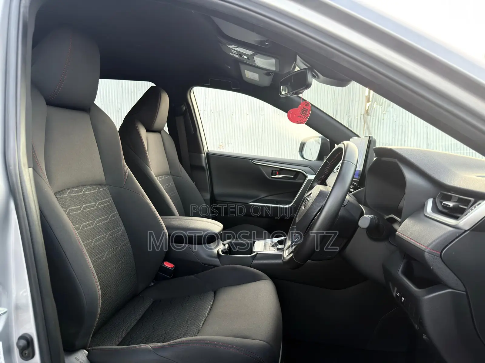 Toyota RAV4 Plug-In Hybrid SE AWD 2025 Gray