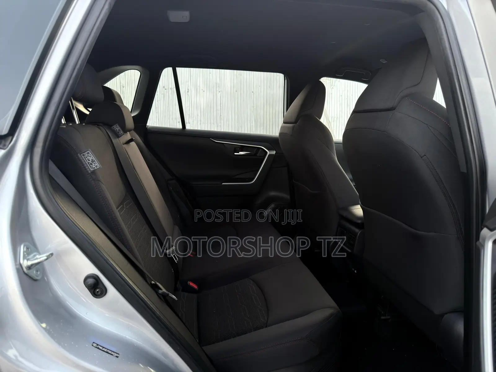 Toyota RAV4 Plug-In Hybrid SE AWD 2025 Gray