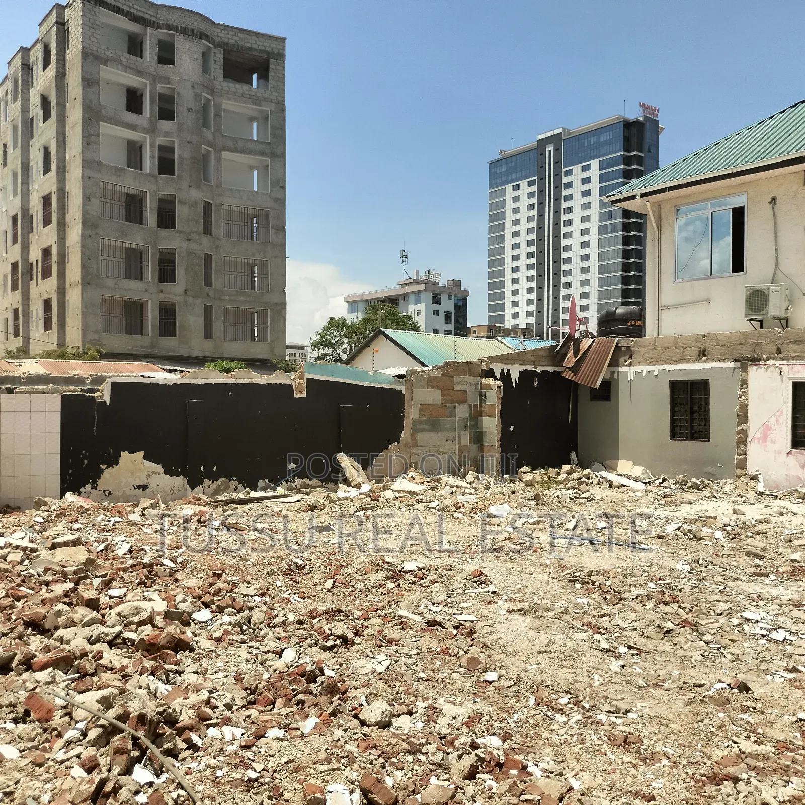 Plot for Sale Makumbusho Stand