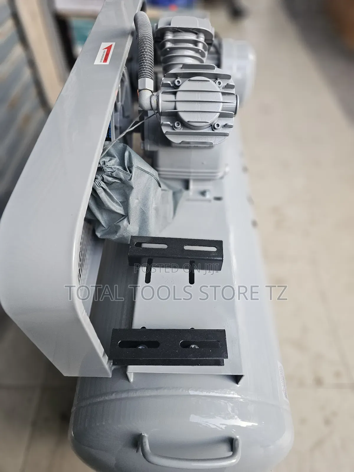Mex Air Compressor 200l With Engine Space