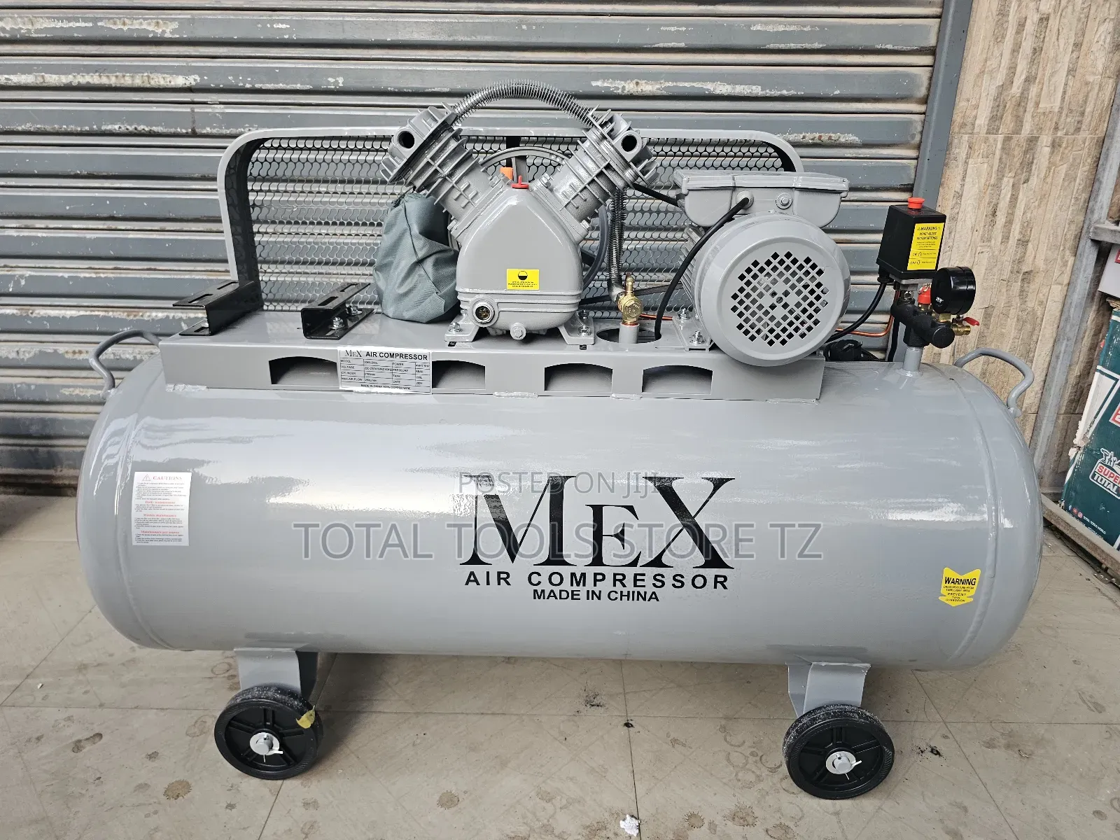 Mex Air Compressor 200l With Engine Space