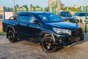 Toyota Hilux Revo Double Cab Deisel 2.4 AWD 2019 Matt Black