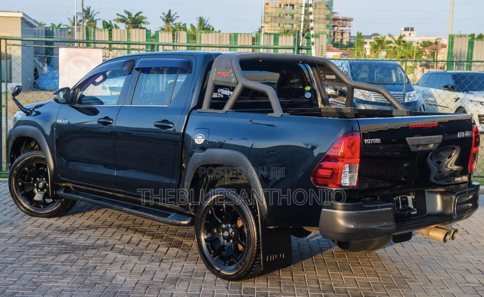 Toyota Hilux 2019 Blue