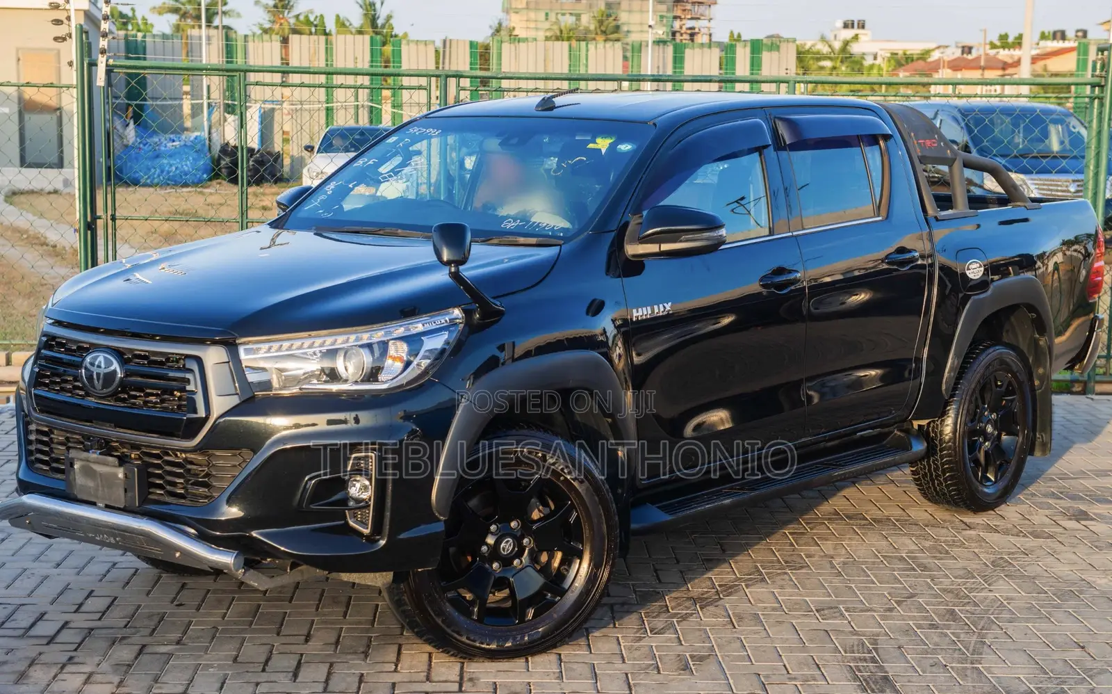 Toyota Hilux 2019 Blue
