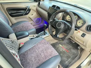 Toyota RAV4 Automatic 2003 Silver