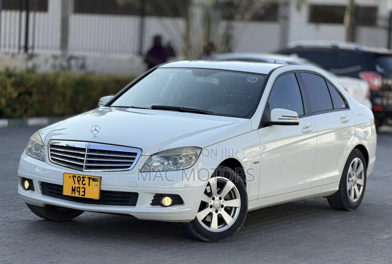 Mercedes-Benz C200 2010 White