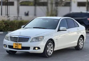 Mercedes-Benz C200 2010 White