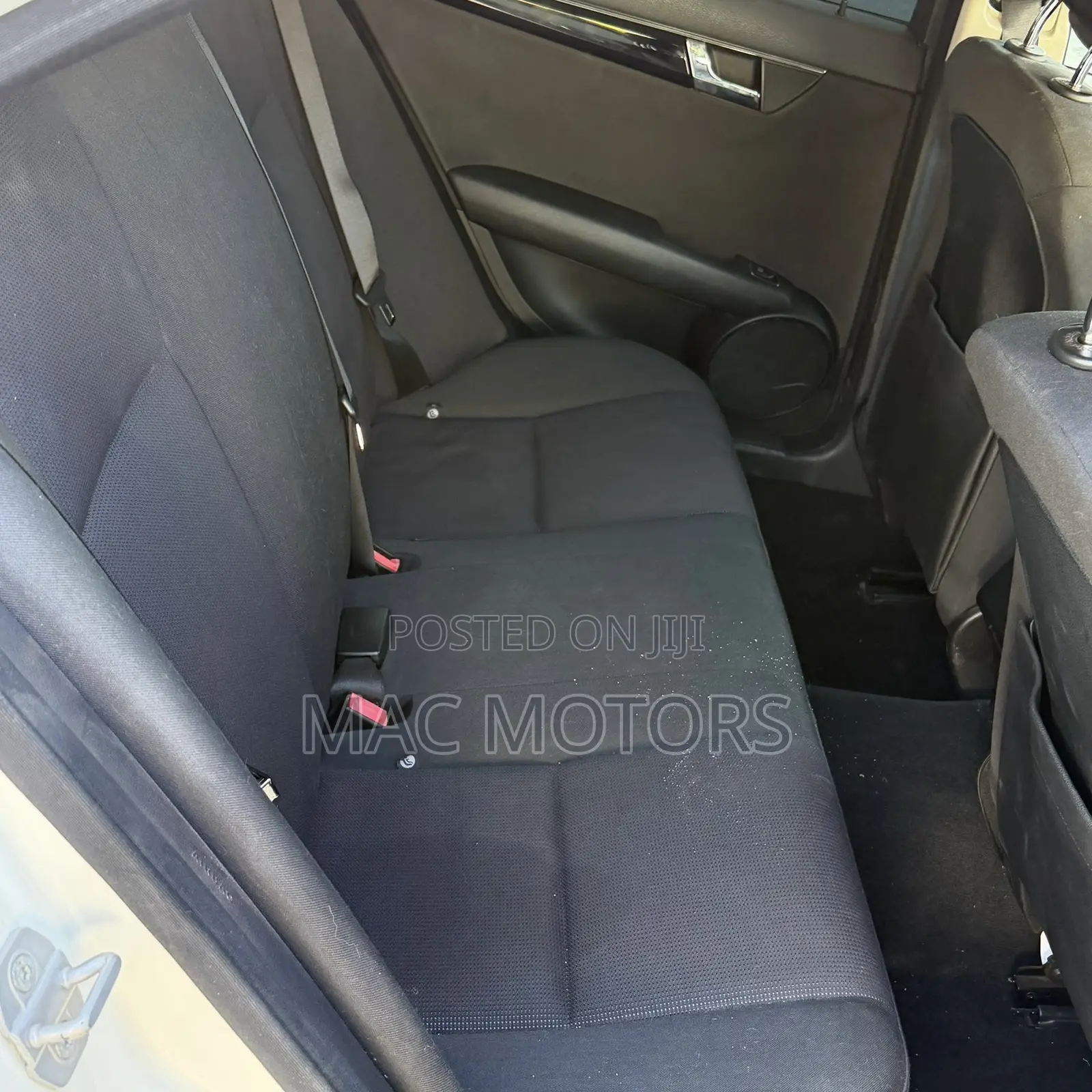 Mercedes-Benz C200 2010 White