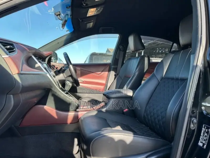 Toyota Harrier 2.0 2016 Black