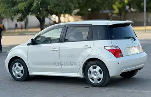 Toyota IST 2006 Pearl