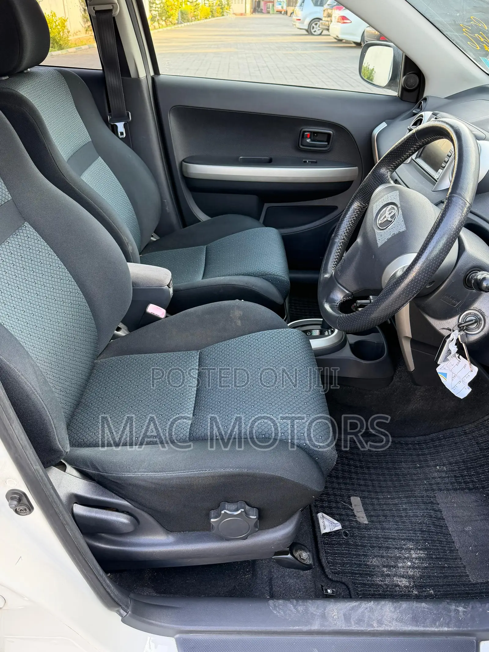 Toyota IST 2006 Pearl