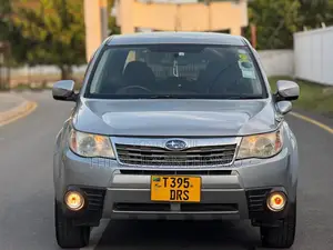 Subaru Forester 2010 Silver