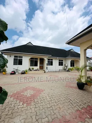3bdrm Apartment in Kinyerezi for rent