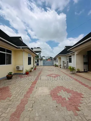 3bdrm Apartment in Kinyerezi for rent