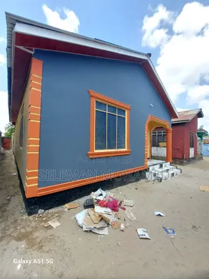 Furnished 10bdrm House in Biriani Real Estate, Charambe for sale