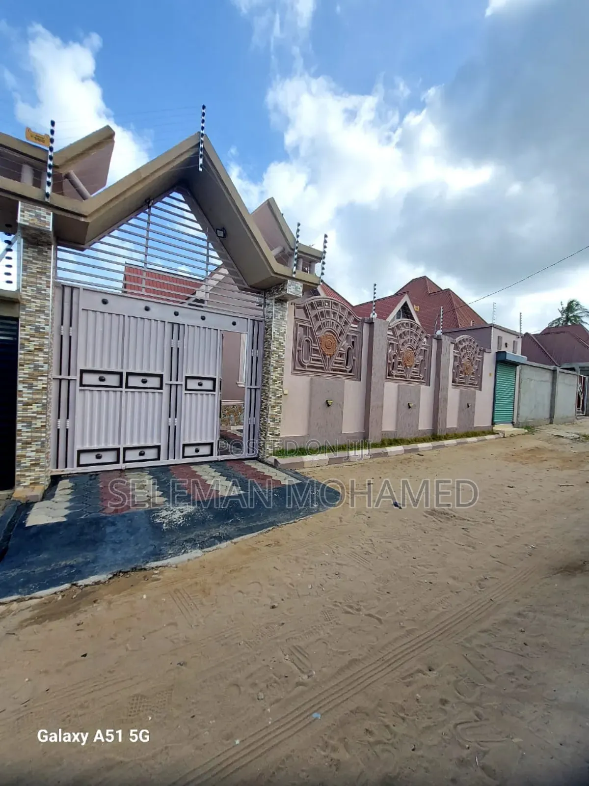 Furnished 3bdrm House in Biriani Real Estate, Chamazi for sale