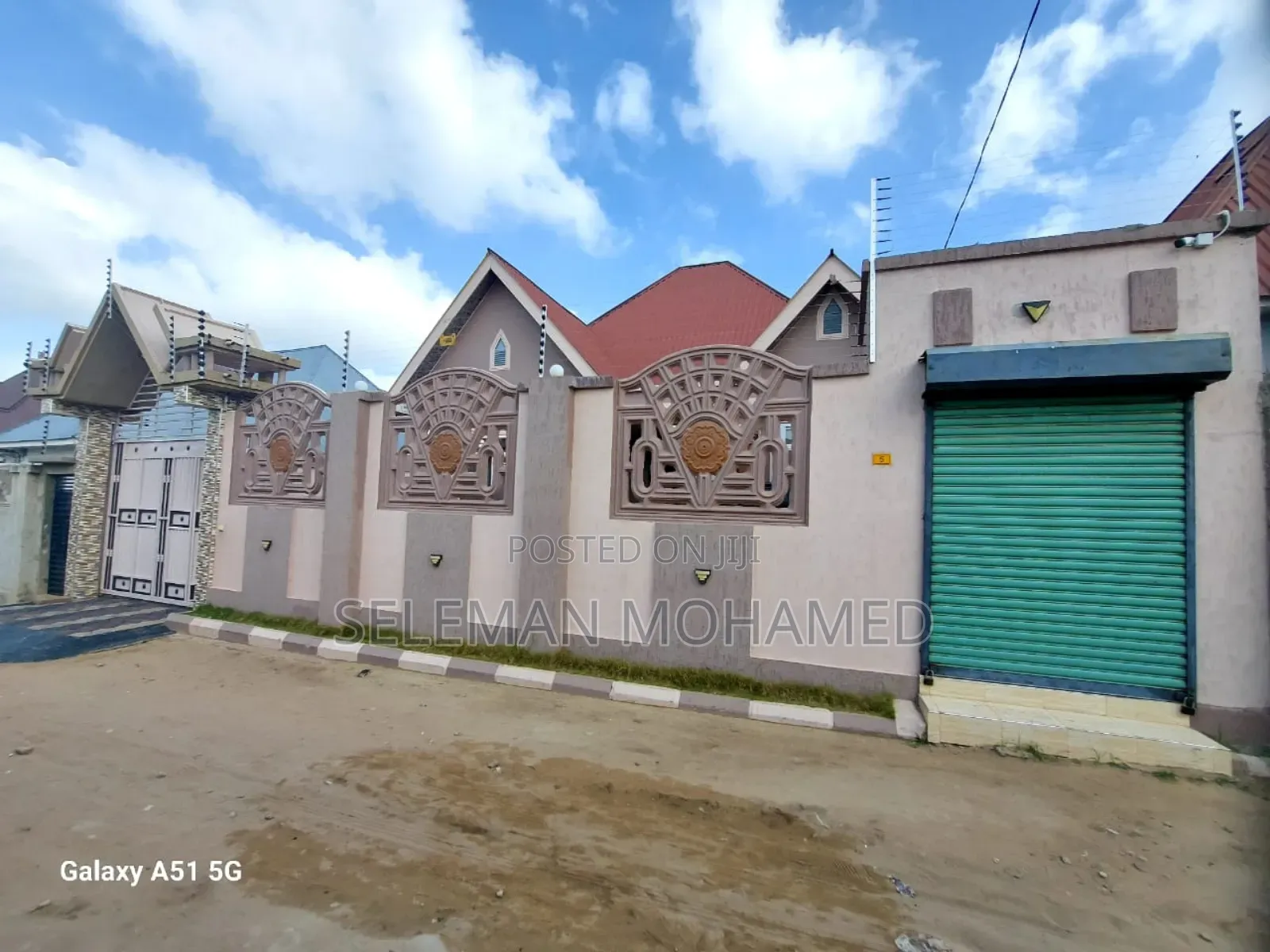 Furnished 3bdrm House in Biriani Real Estate, Chamazi for sale