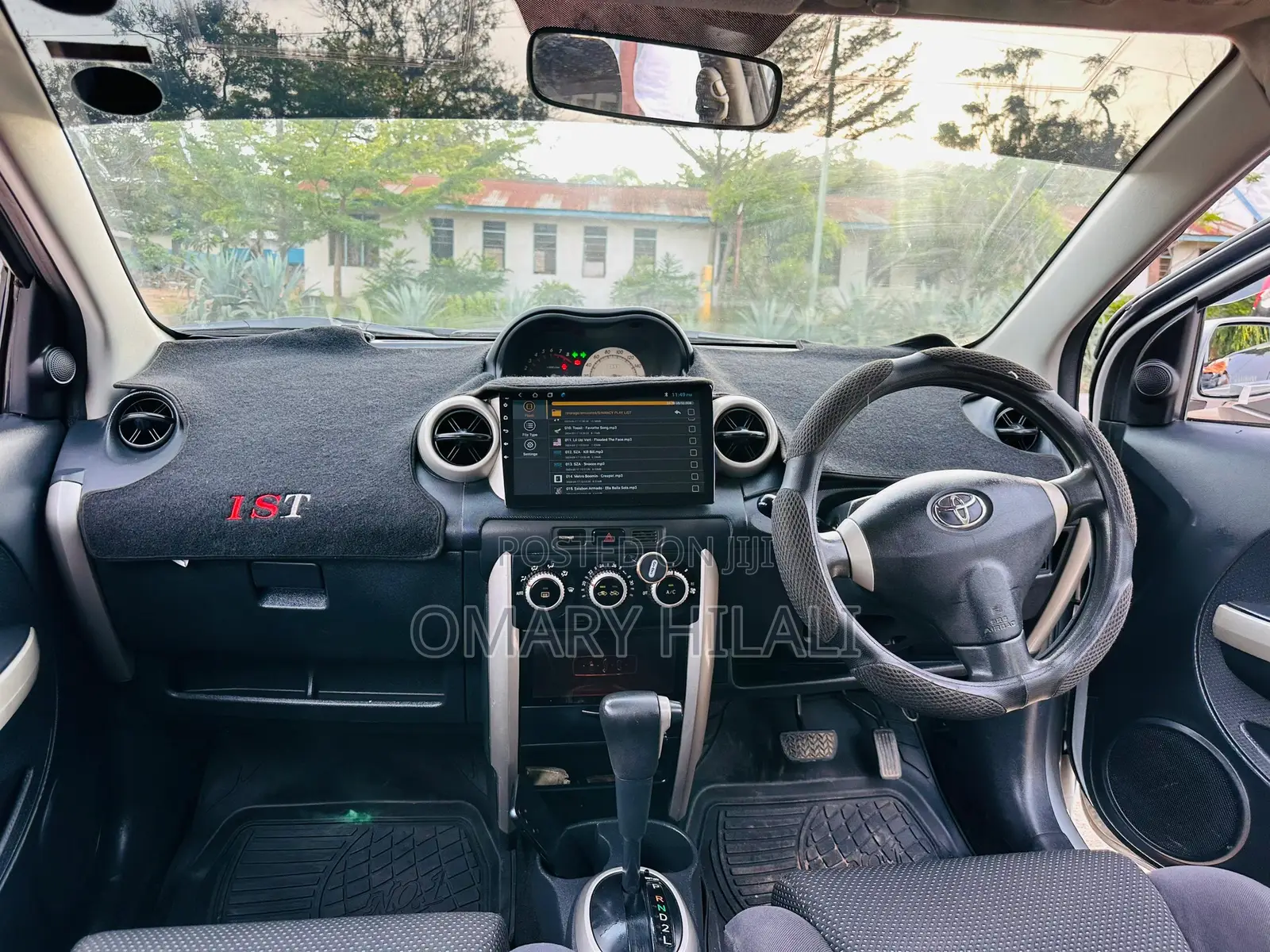 Toyota IST 2004 Silver