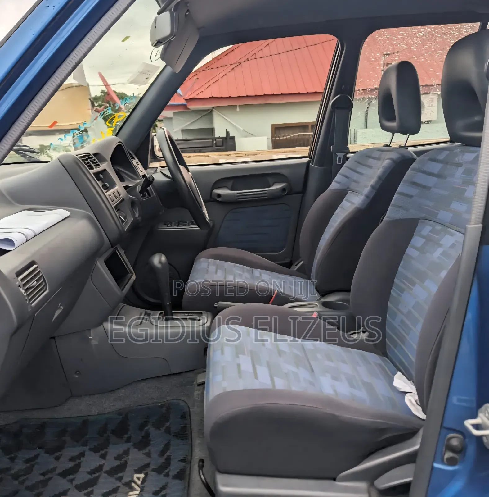 Toyota RAV4 1996 Blue