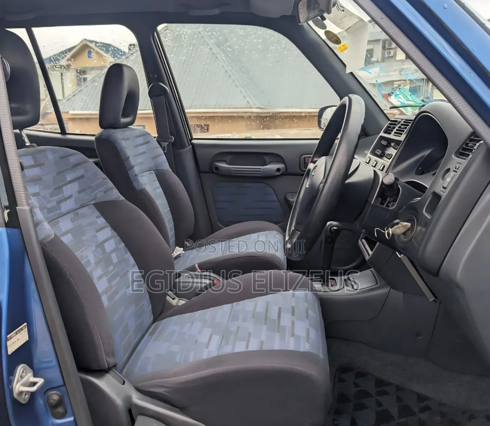 Toyota RAV4 1996 Blue