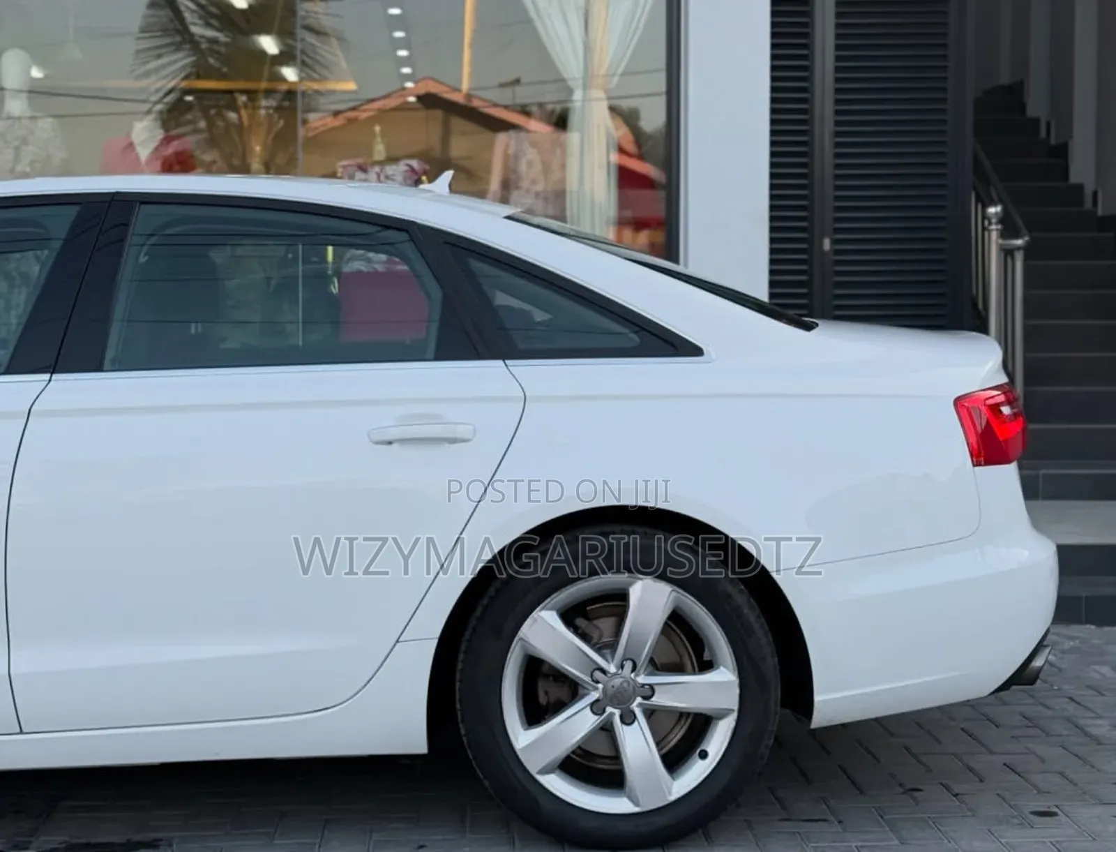 Audi A6 3.0T Premium 2013 Off white