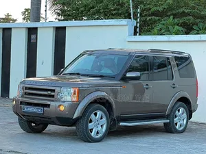 Land Rover Discovery 2010 Gray