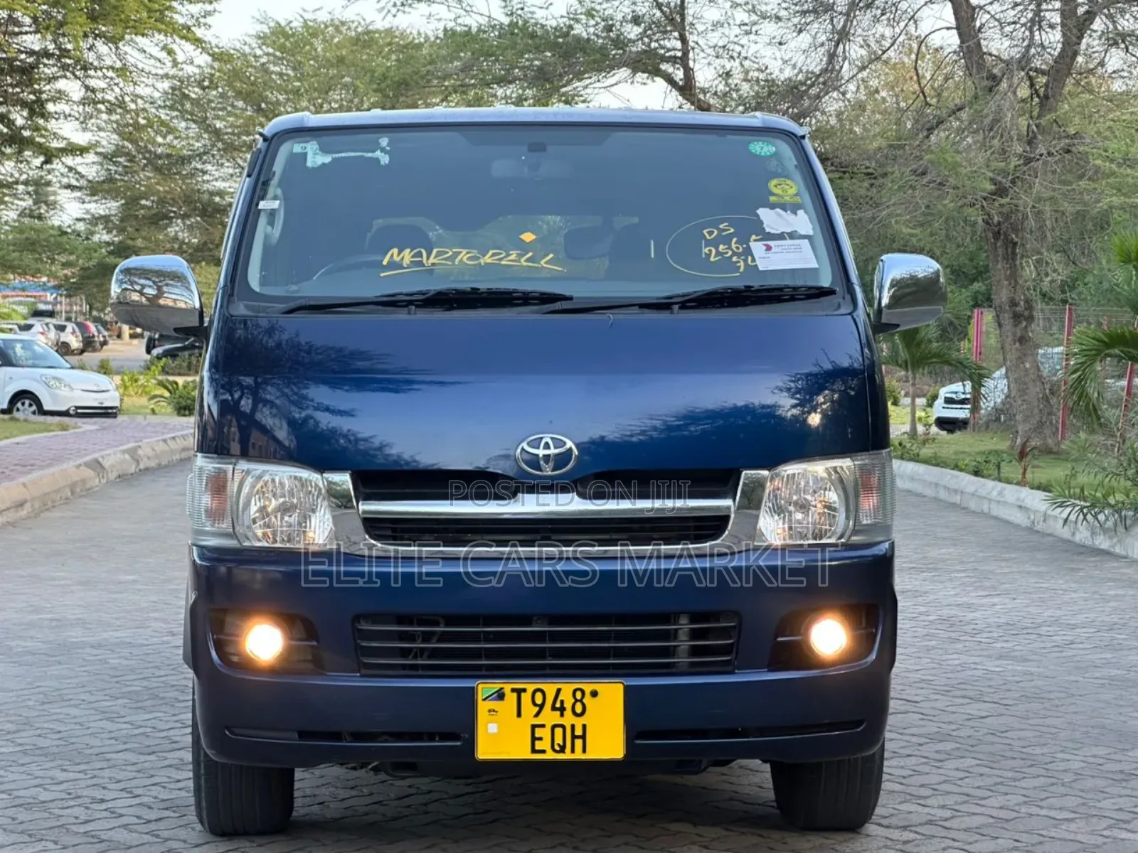 Toyota HiAce 2006 Blue