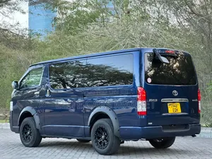 Toyota HiAce 2006 Blue