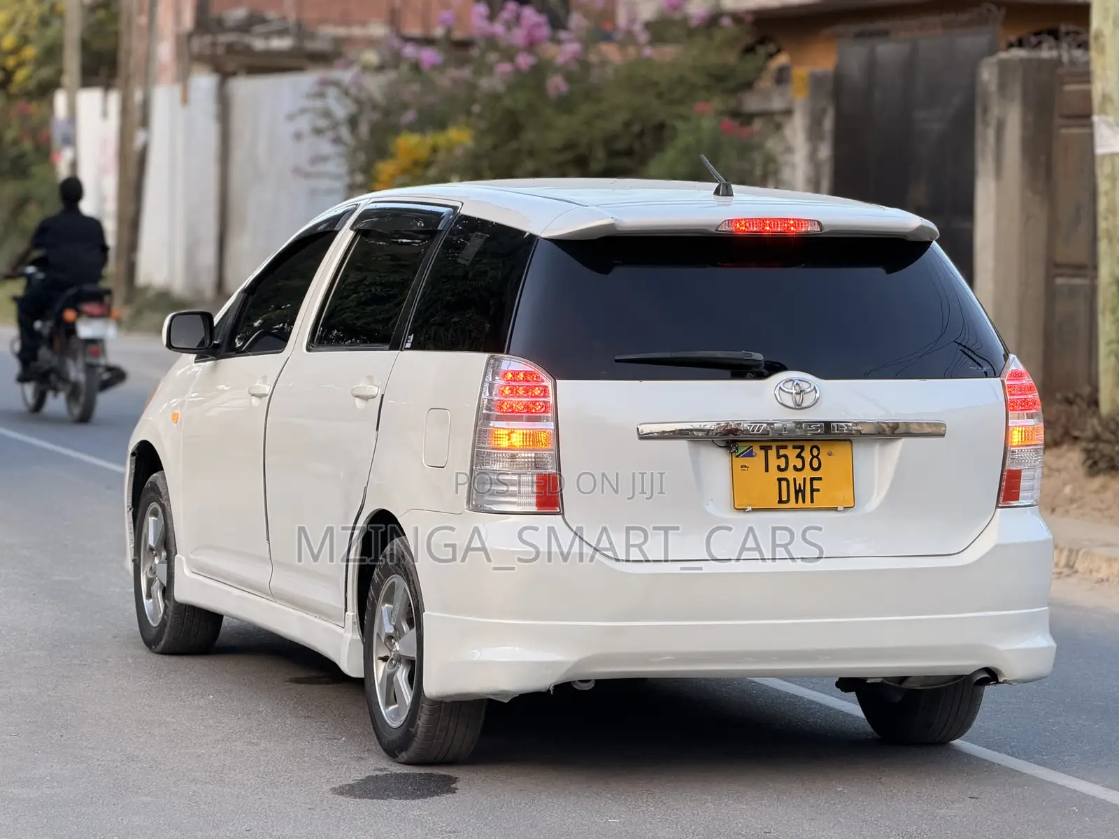Toyota Wish 2004 White