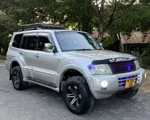 Mitsubishi Pajero Sport 2004 Silver