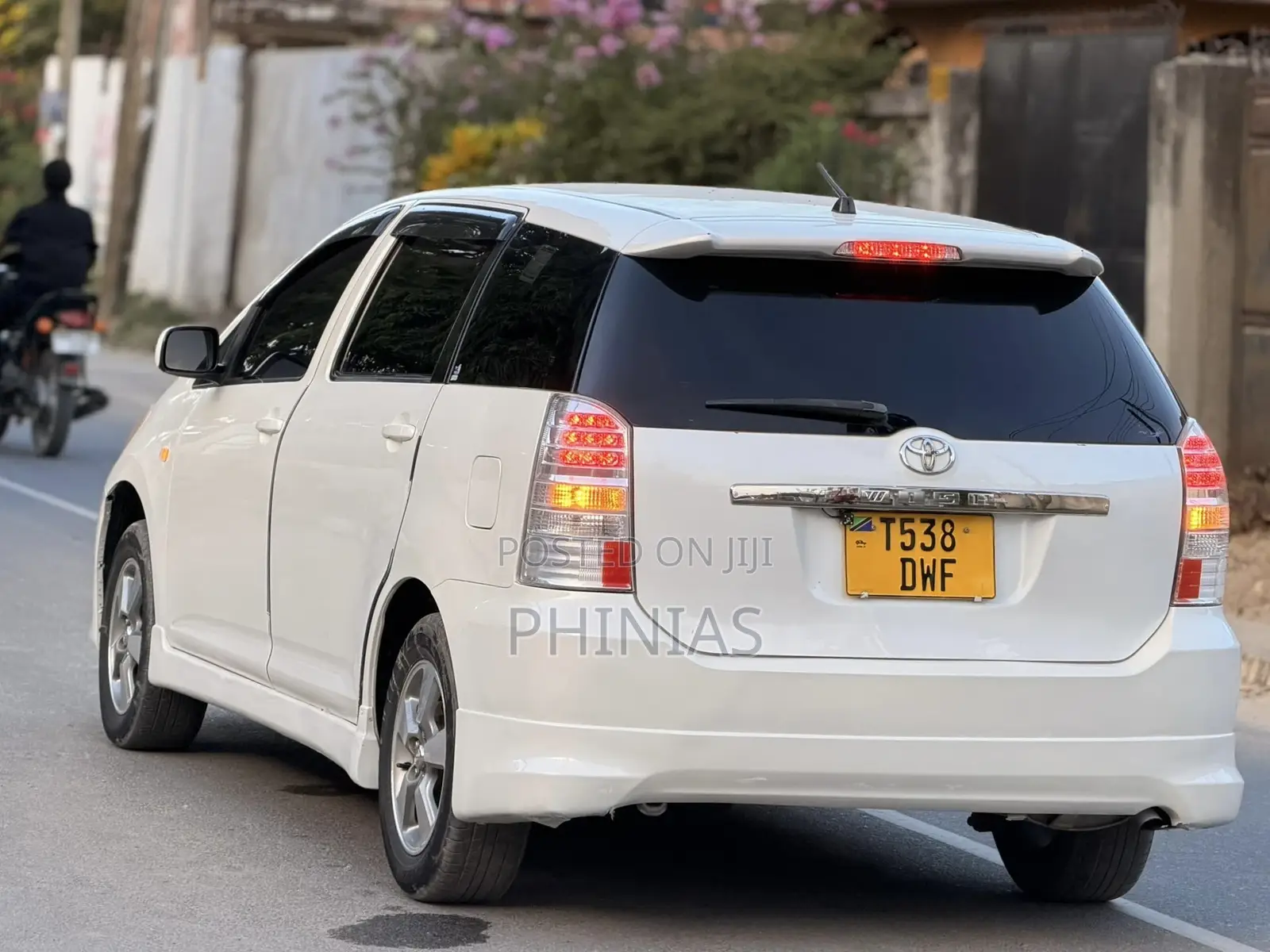 Toyota Wish 2005 White