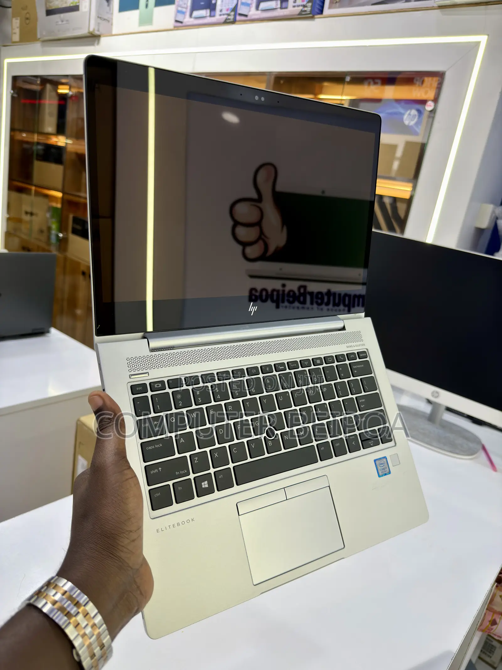 Laptop HP EliteBook 830 G6 8GB Intel Core I7 SSD 256GB