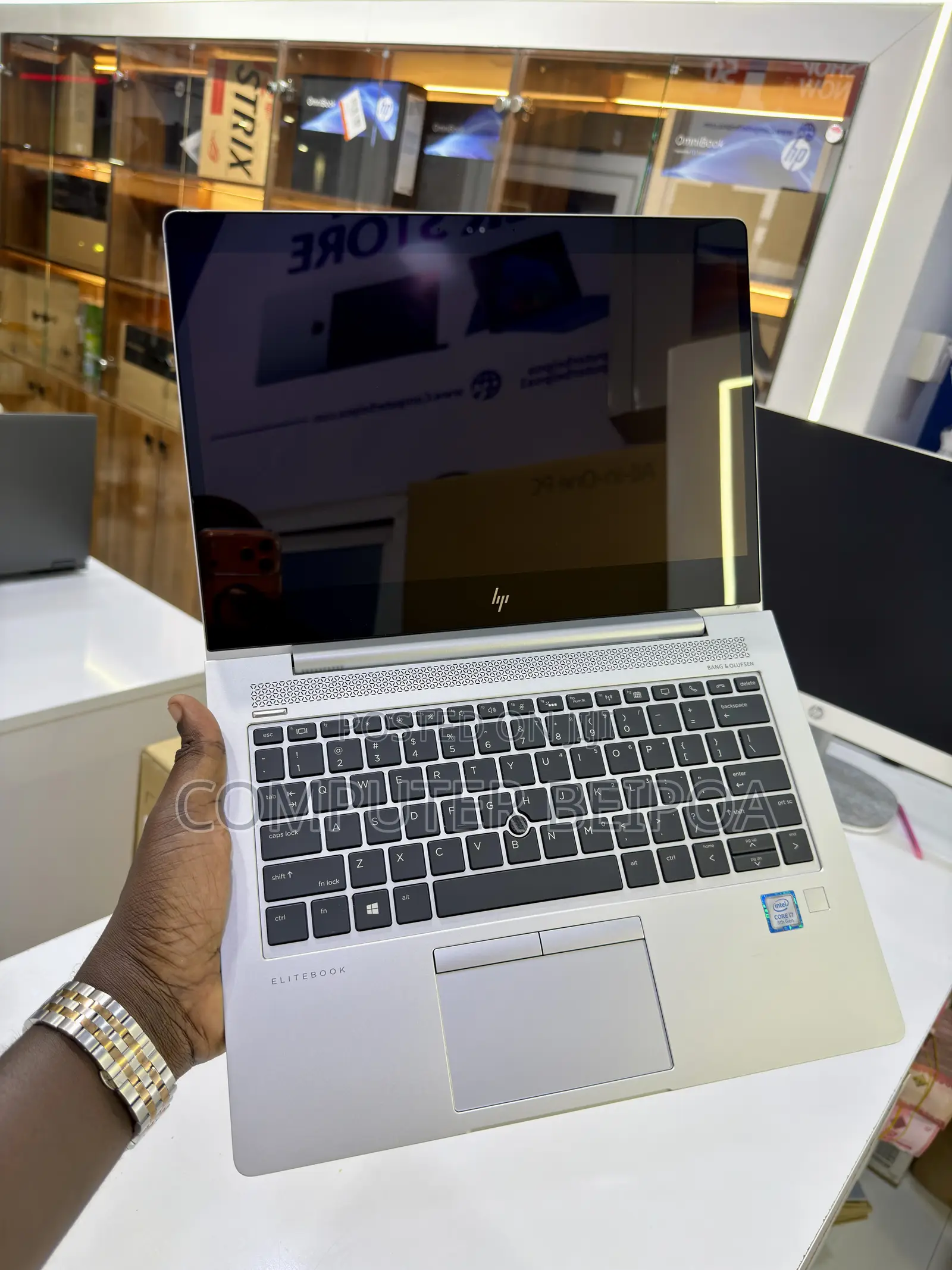 Laptop HP EliteBook 830 G6 8GB Intel Core I7 SSD 256GB