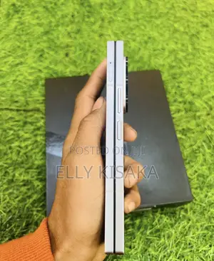 New Samsung Galaxy Z Fold6 256 GB Silver