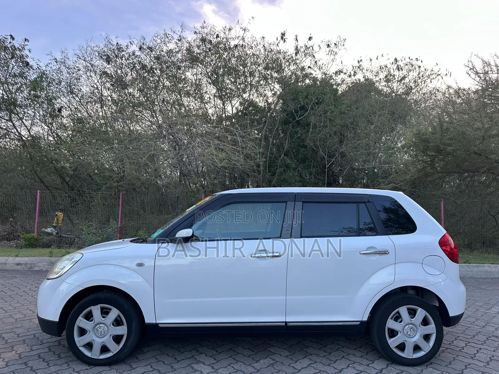 Mazda Verisa 2007 White
