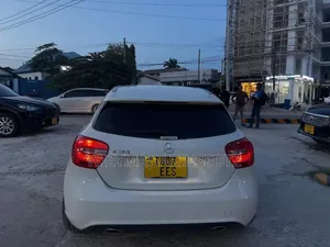 Mercedes-Benz A-Class 2014 White