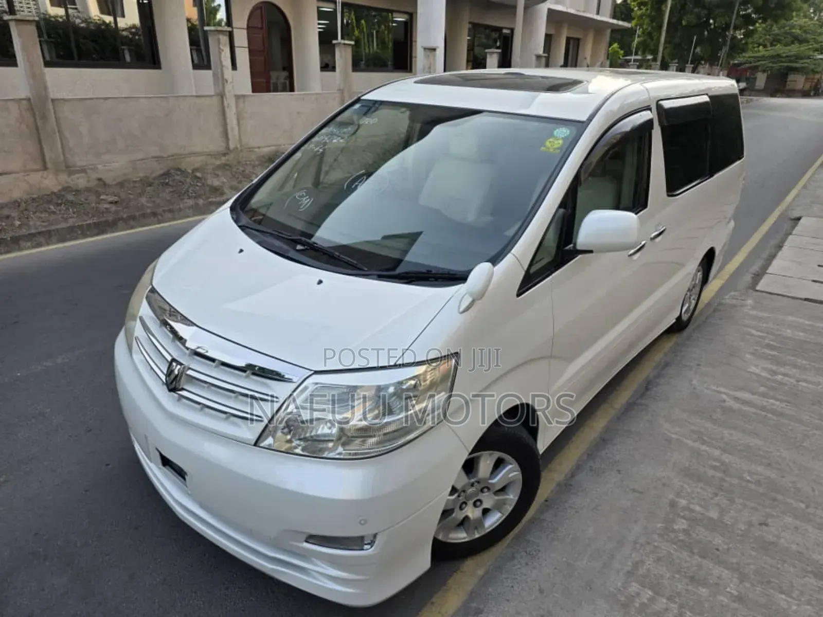 Toyota Alphard 2005 White