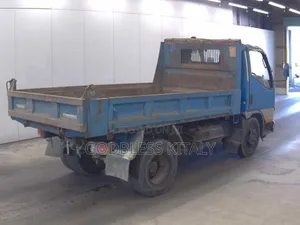 Mitsubishi Canter 2005 Blue