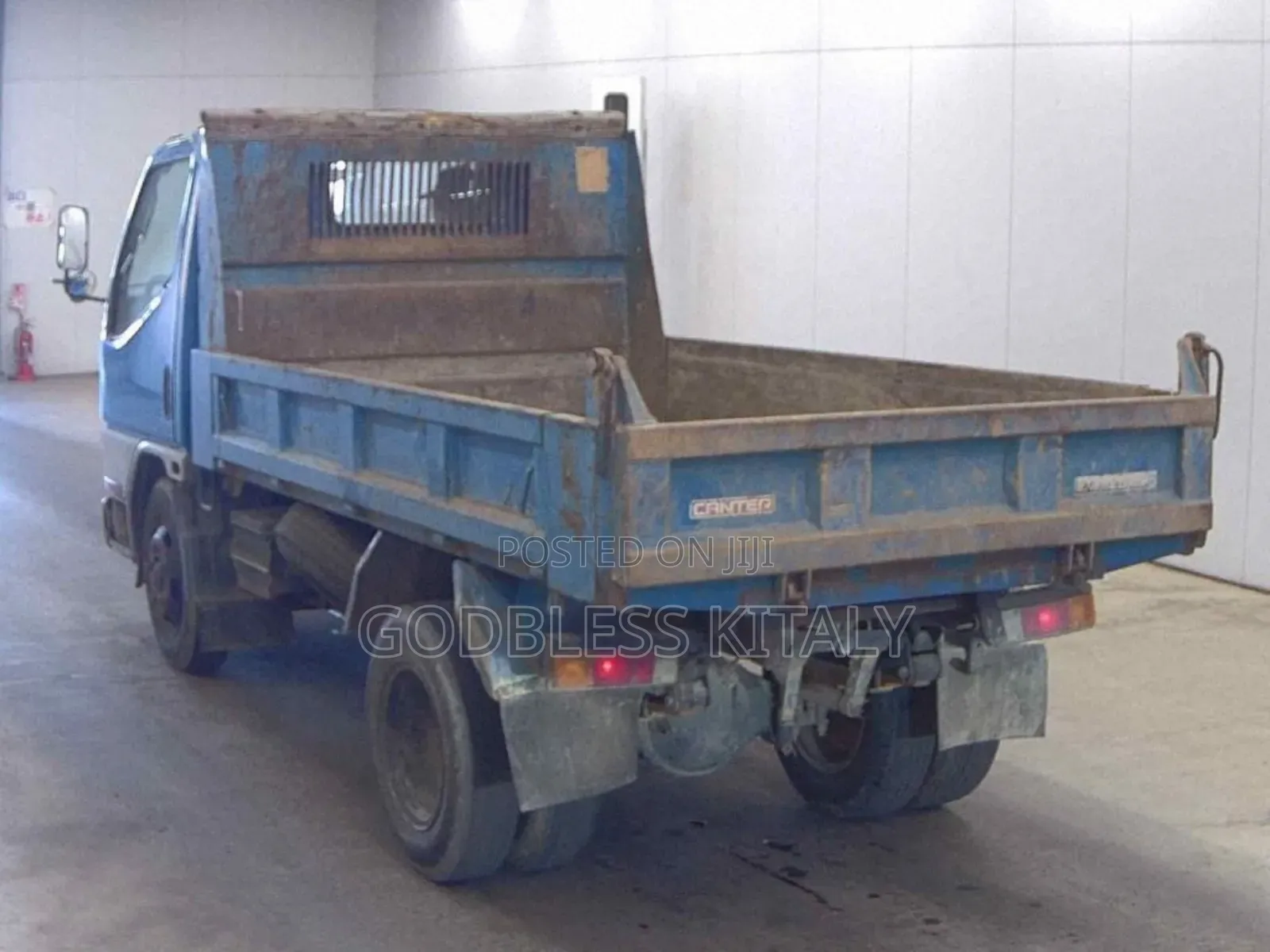 Mitsubishi Canter 2005 Blue