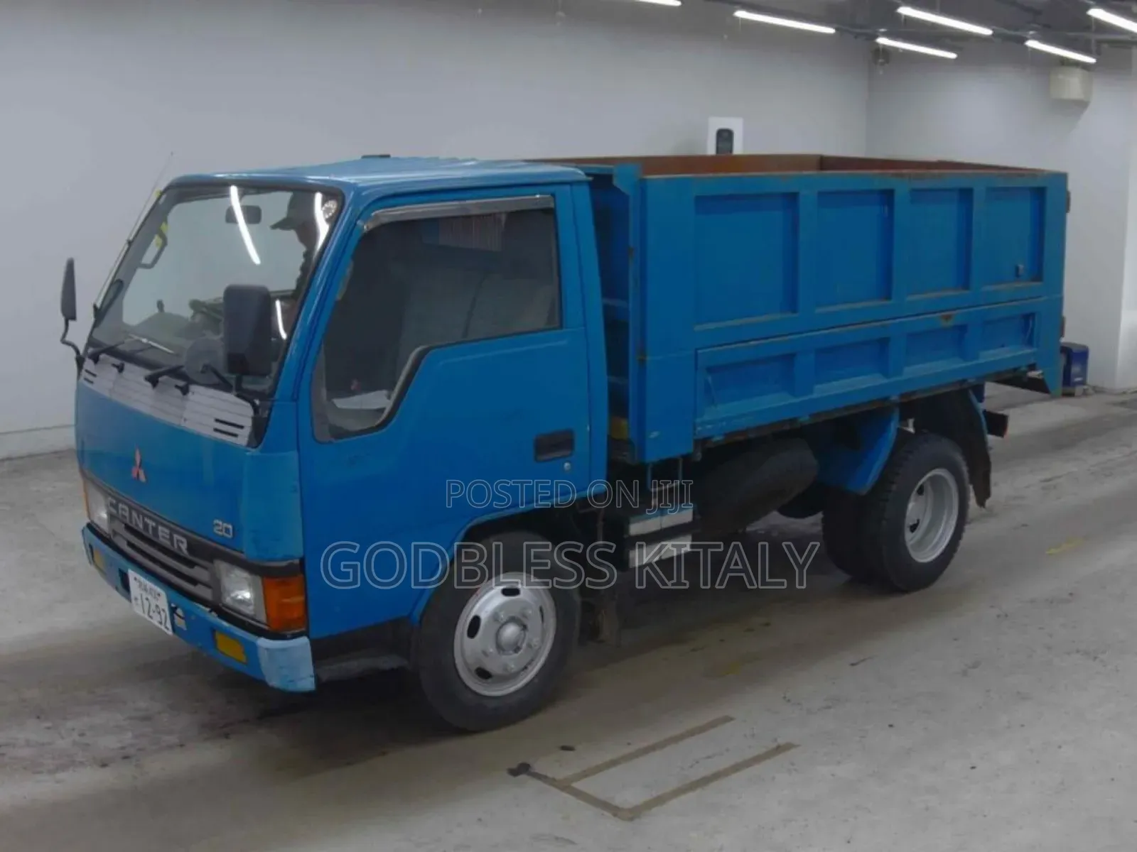 Mitsubishi Canter 1991 Blue