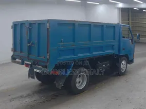 Mitsubishi Canter 1991 Blue