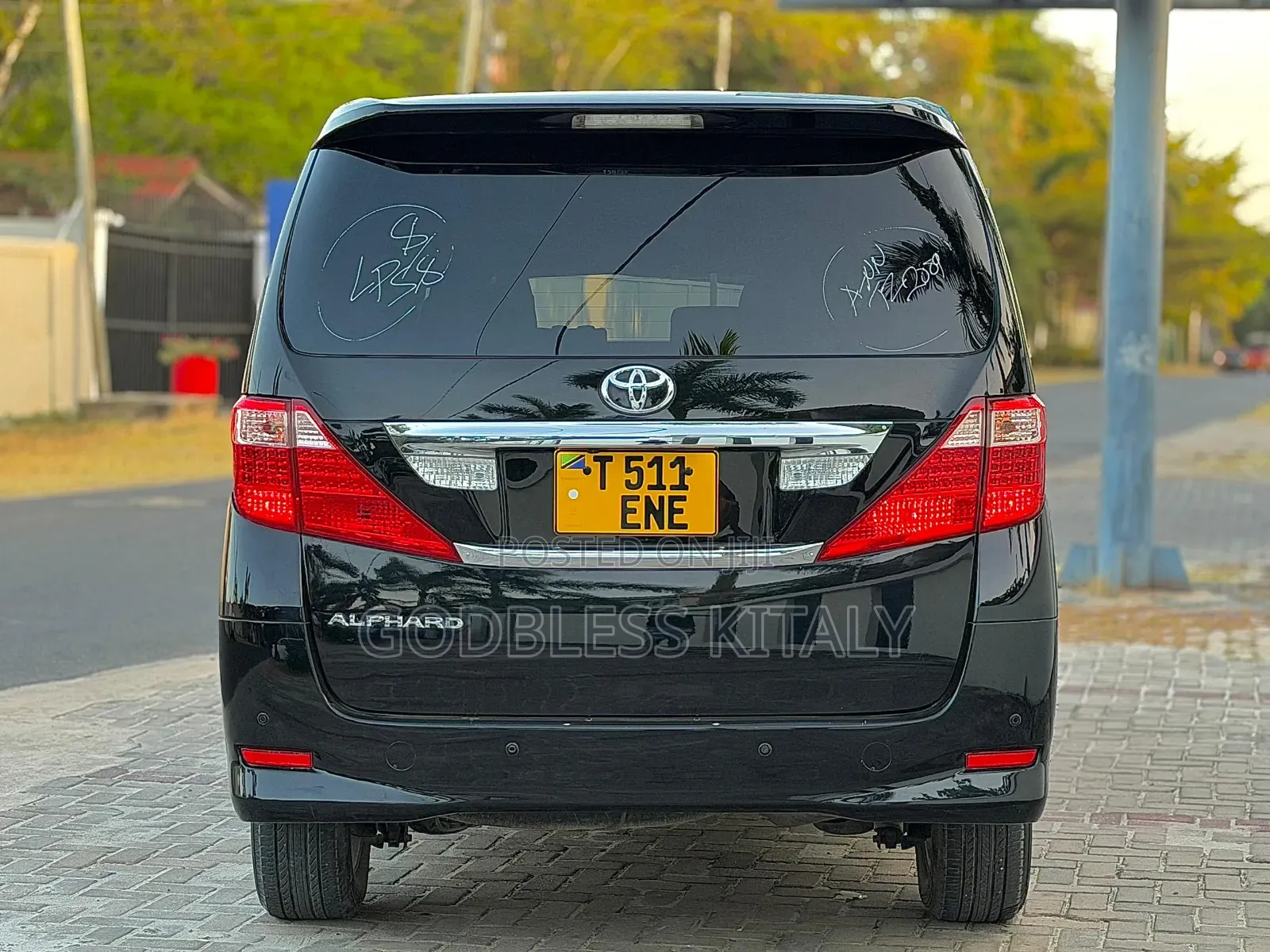 Toyota Alphard 2.4 Petrol AWD 2008 Black