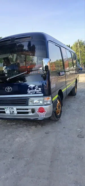 Toyota Coaster 1999 Blue