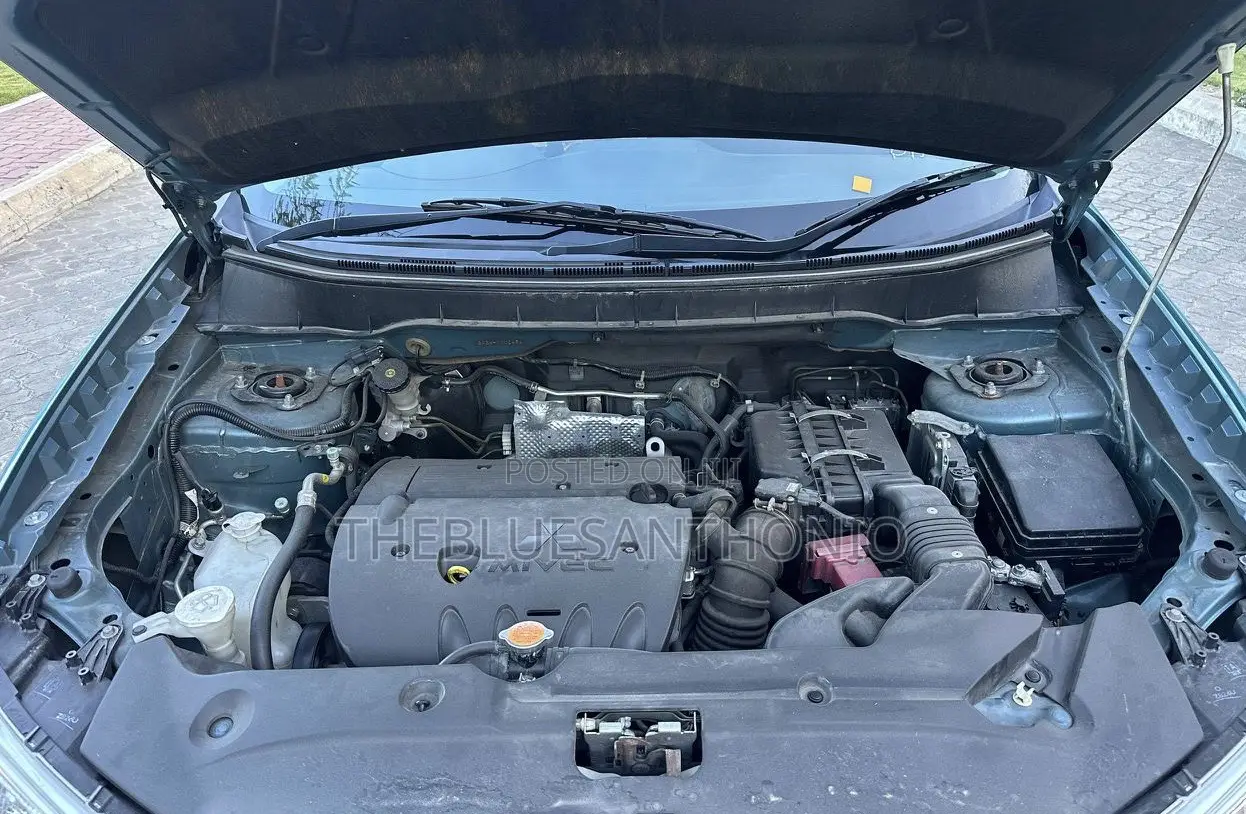 Mitsubishi RVR 2010 Blue
