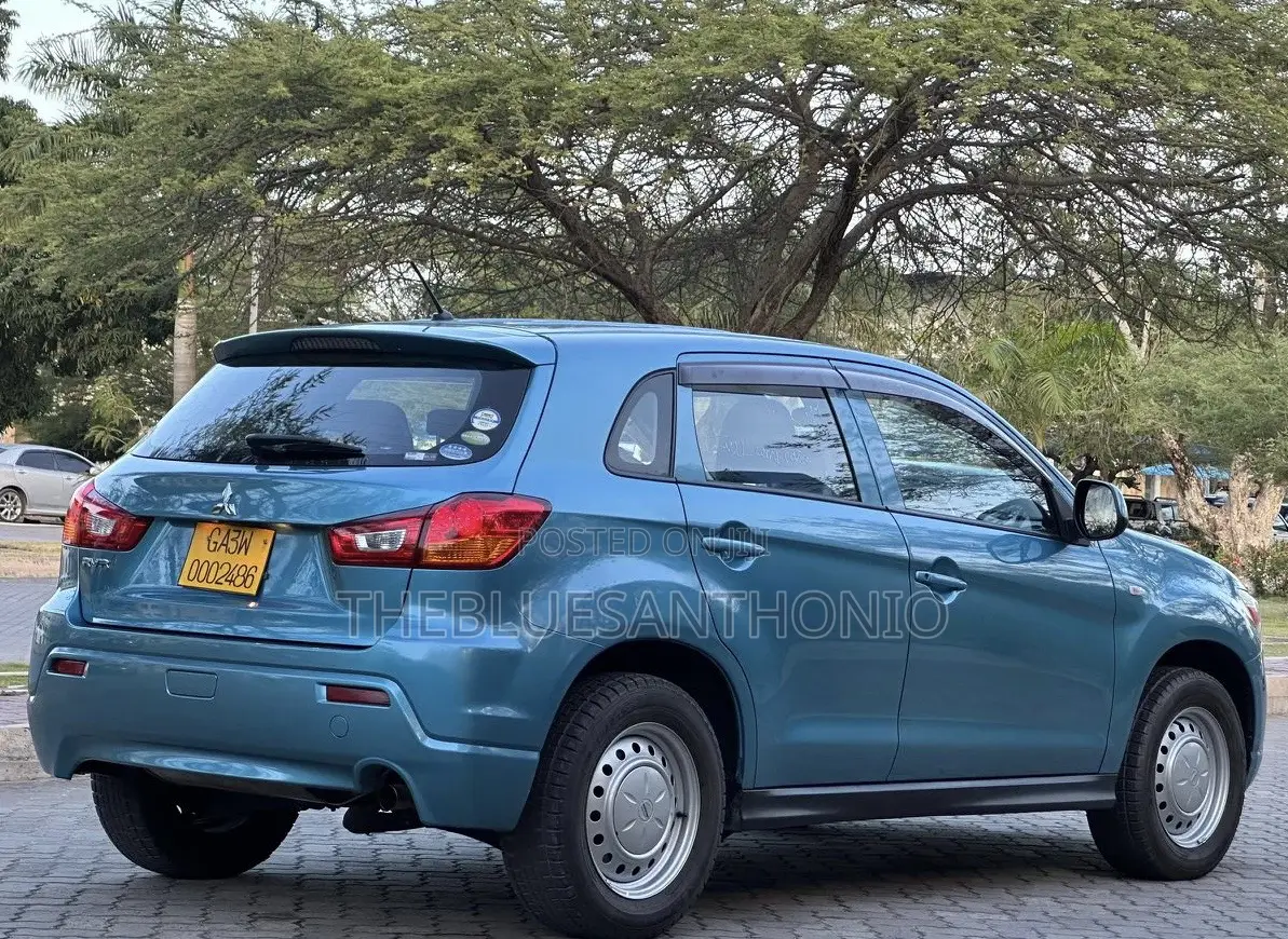Mitsubishi RVR 2010 Blue