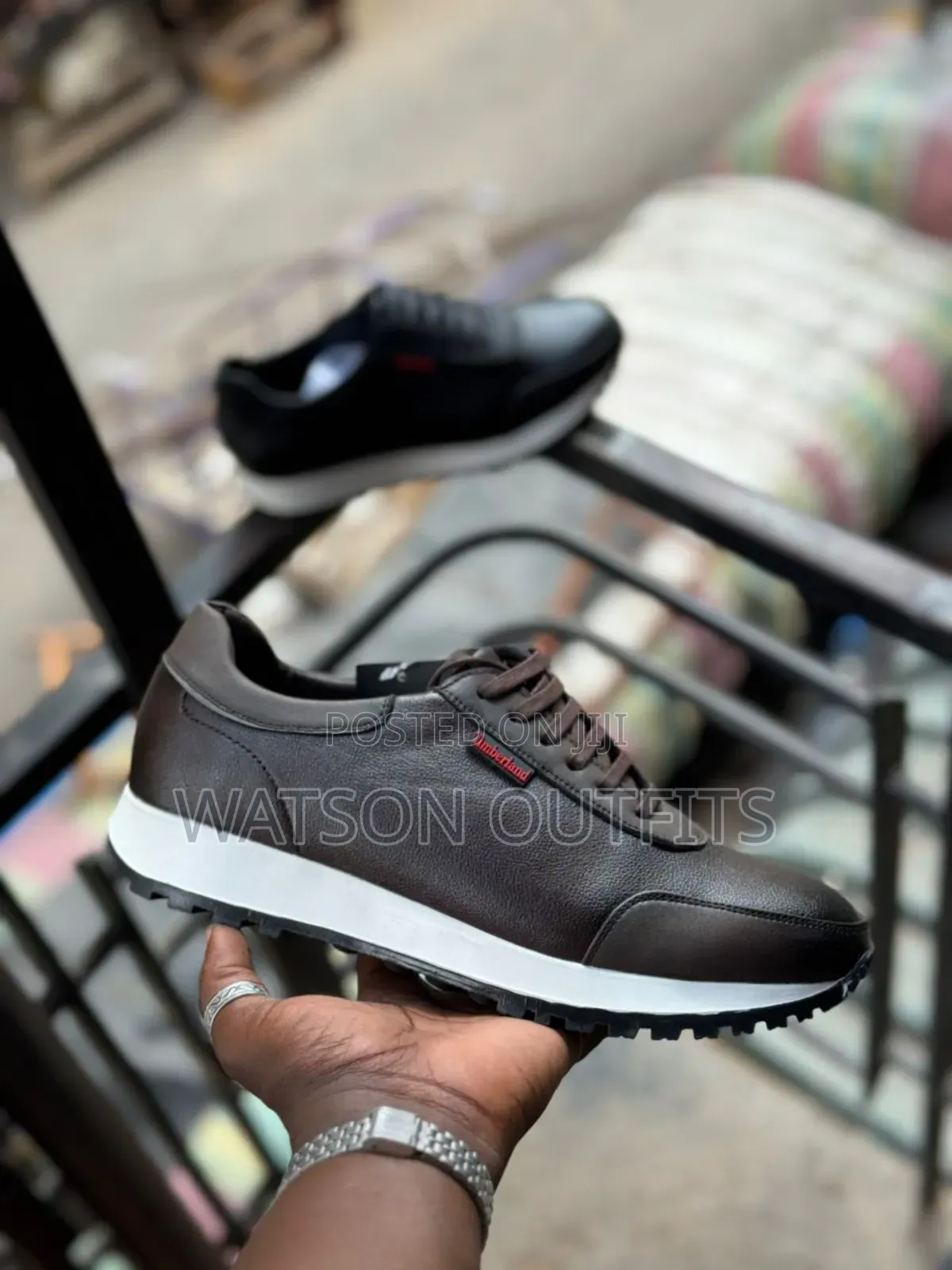 Men's Leather Sneaker Shoes Leather Graded a New and Original