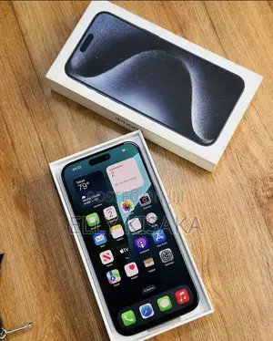 New Apple iPhone 15 Pro Max 256 GB Black